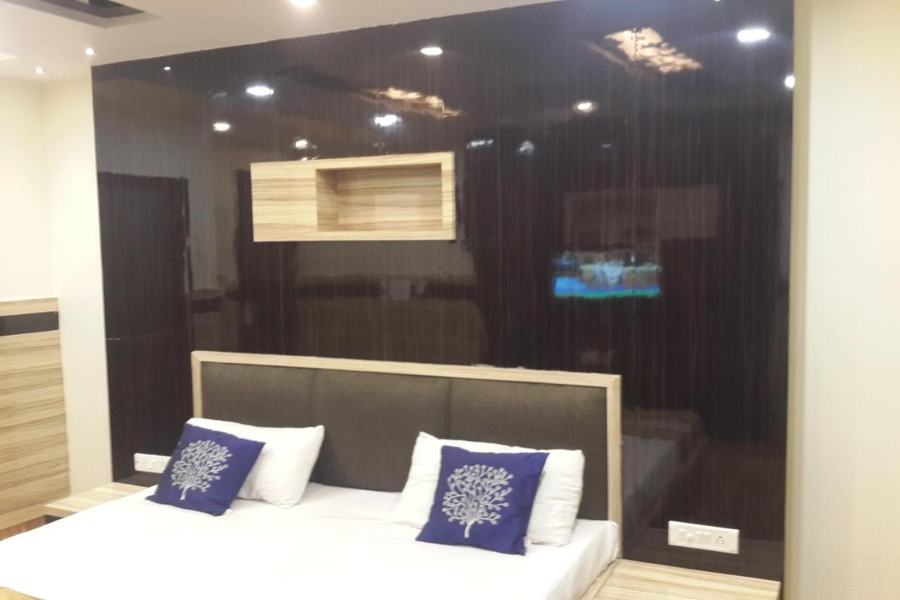 OYO 86669 Arnav Residency Hotell New Delhi Exteriör bild